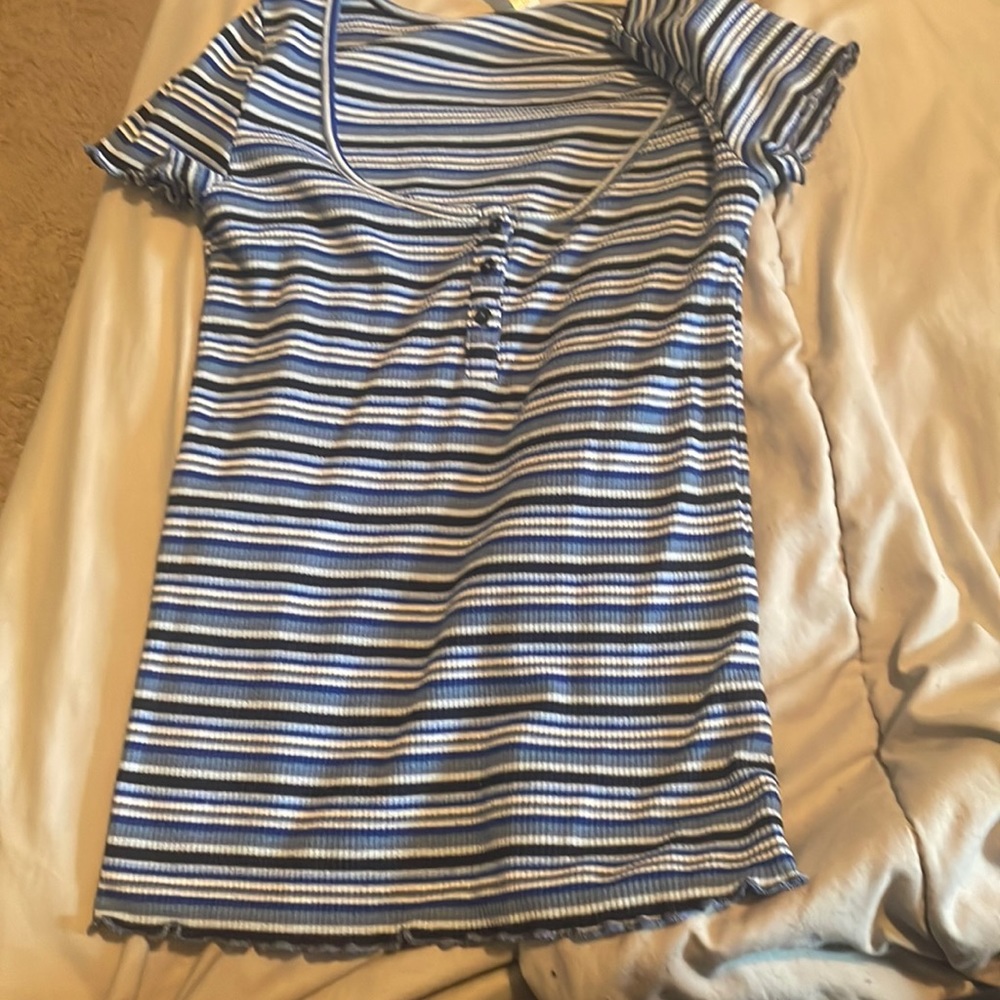 striped blue short sleeve crop top with ruffles on the bottom